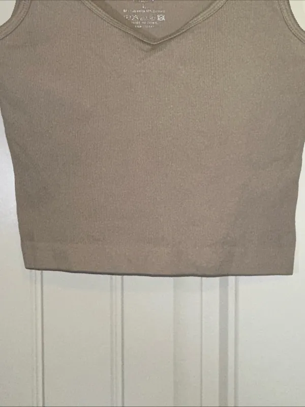 Pro-Fit Seamless Ribbed Sports Bra L NWOT Biege - Image 3