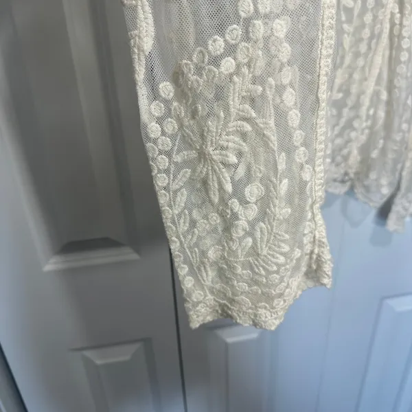 Vivid Collection Ivory Lace Top OS Hippie Romantic Sheer Floral Festival Fairy - Image 4
