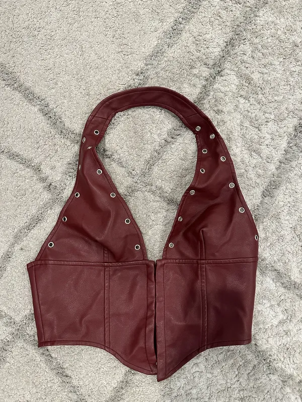 Princess Polly Halter Top - Image 2