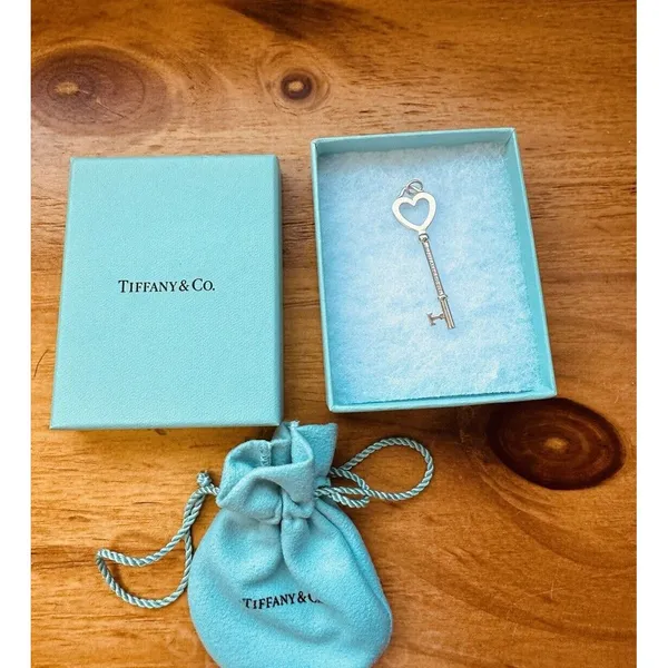 Tiffany & Co Elegant Large Sterling Silver Open Heart Key Pendant Only W/Box‎ - Image 13