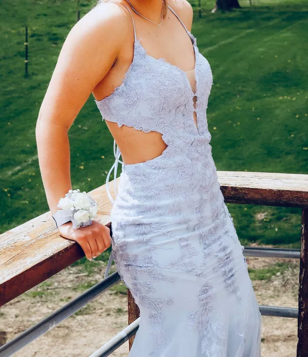 La Femme Prom - Image 4