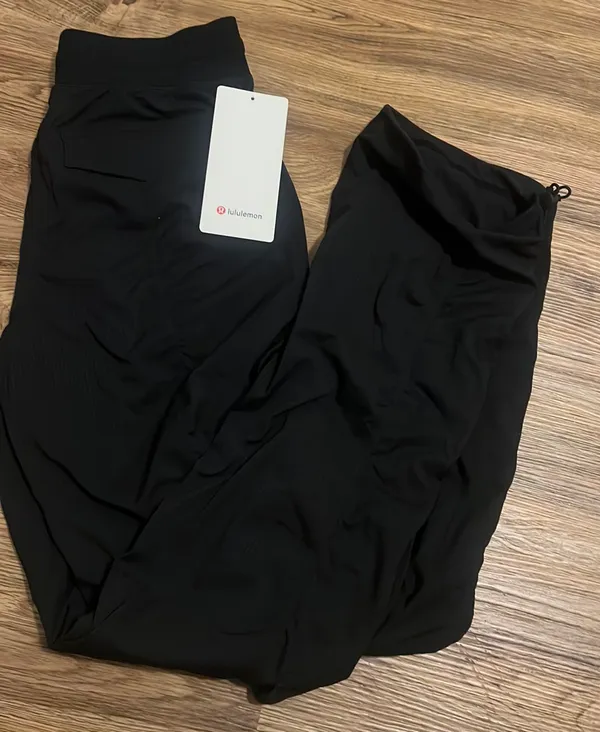 Lululemon Dance Studio Relaxed-Fit Mid-Rise Cargo Pant - Image 2