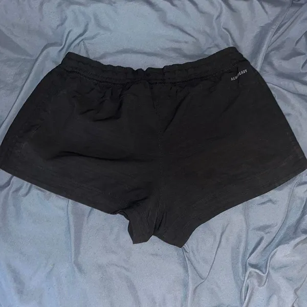 Shorts - Image 2