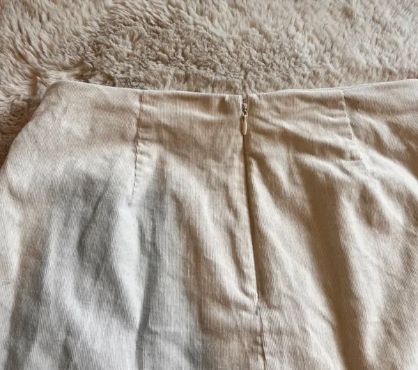 Forever 21 Cream Corduroy Skirt - Image 6