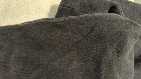 Lululemon Scuba Joggers Black - Image 4