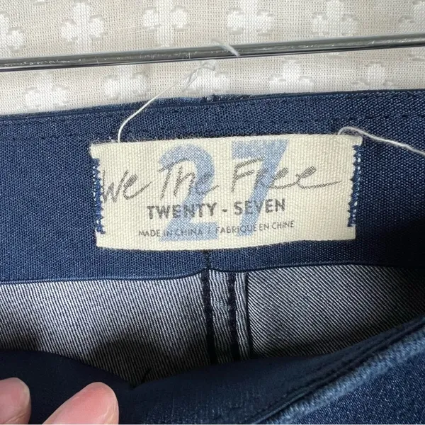 Free People We The Free‎ Dark Wash Penny Pull On Flare Boho Jeans - Image 4