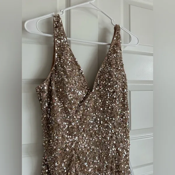 Mac Duggal Sequin Mini Sleeveless‎ Cocktail Dress in Gold- NWT - Image 5