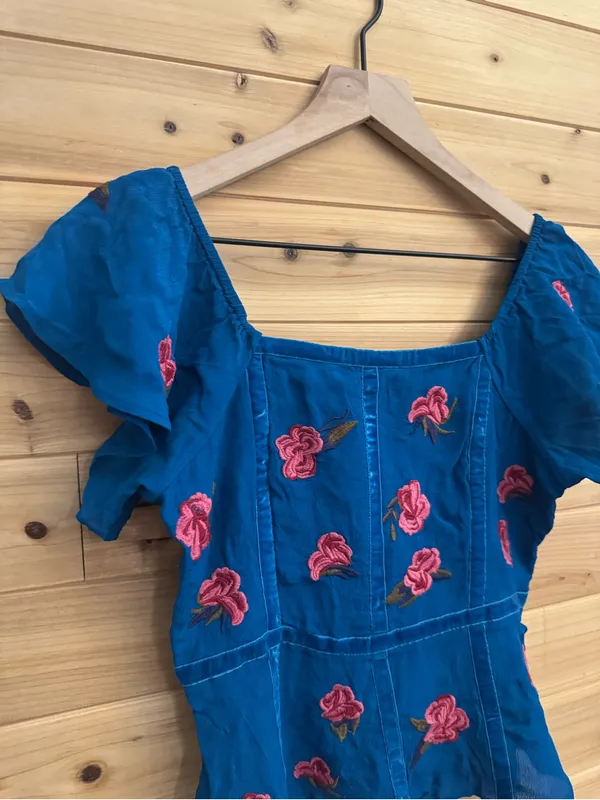 Moulinette Soeurs Anthropologie Size 2 Embroidered Floral Crop Top - Image 5