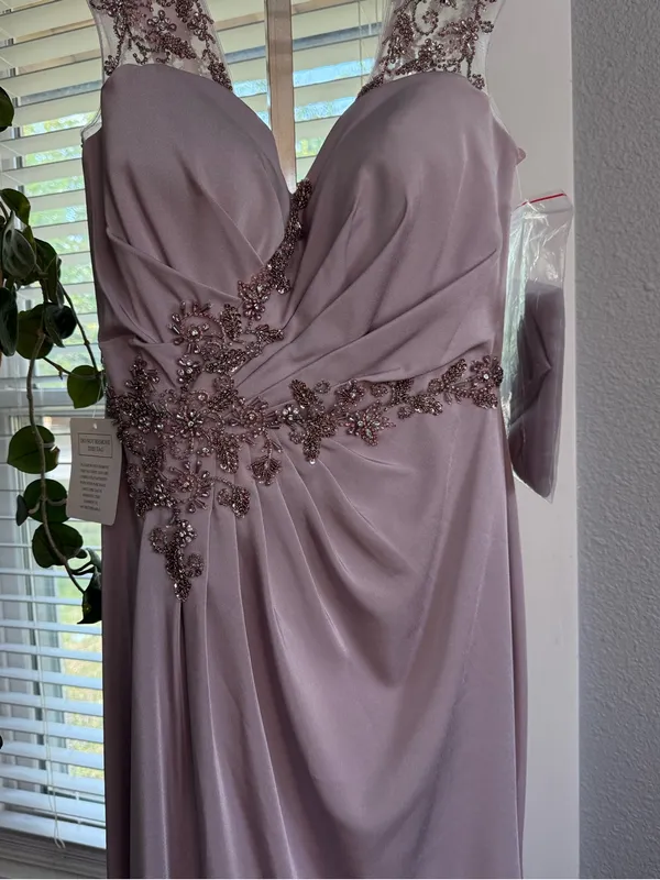 NWOT Marsoni by Colors Gown in Dusty Rose Size 8 Style#MV1133 Ruched Embellished - Image 5