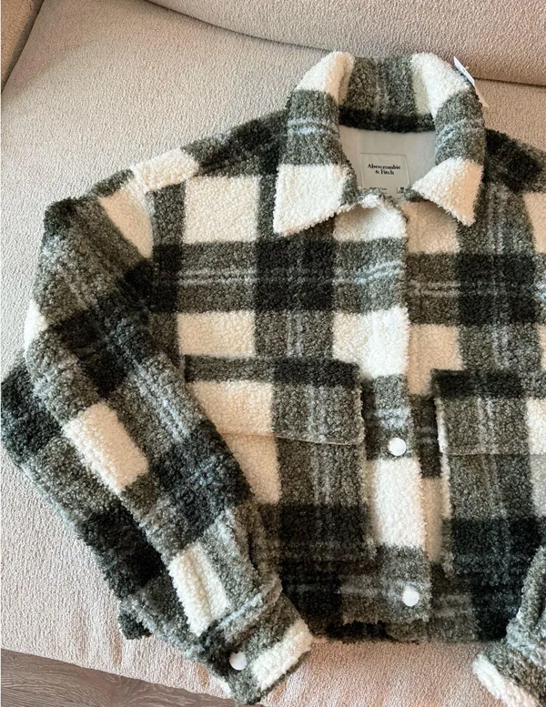 Abercrombie Sherpa Jacket - Image 3