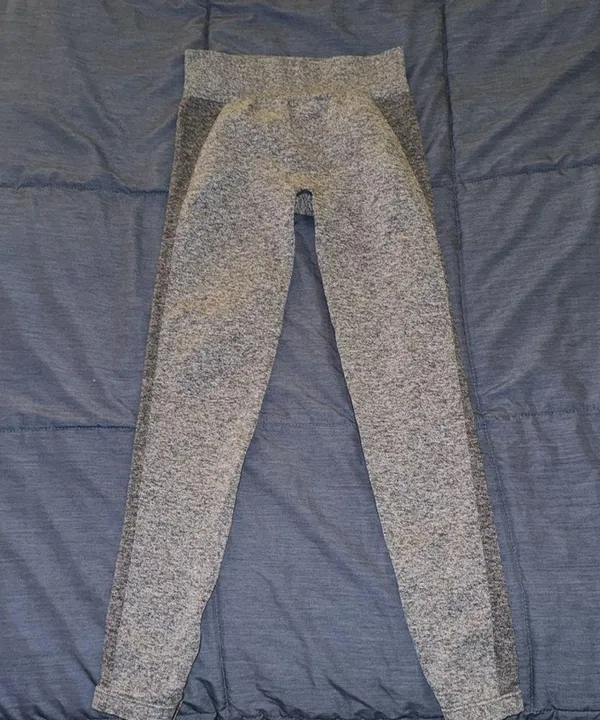 Women’s Gymshark Leggings - Image 2
