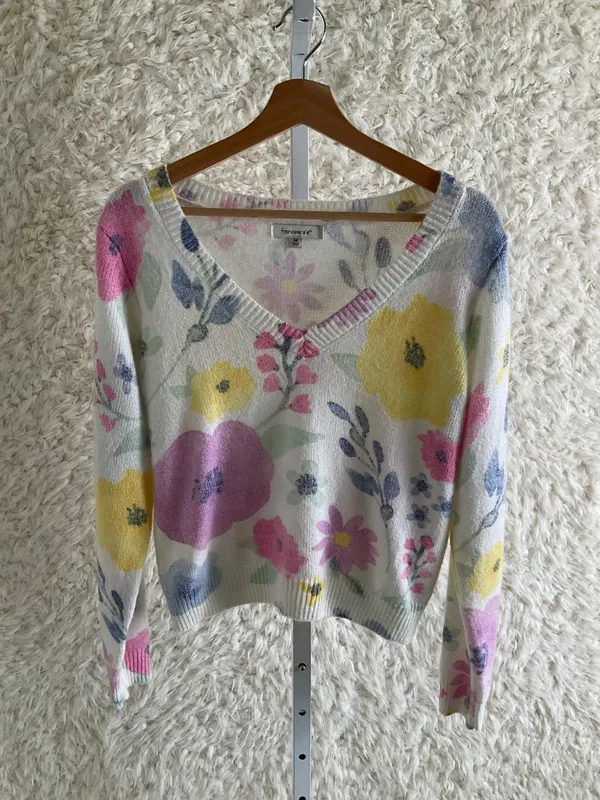 WOMEN'S FRANCESCA'S V-NECK FLORAL SWEATER~SIZE MEDIUM! - Image 8