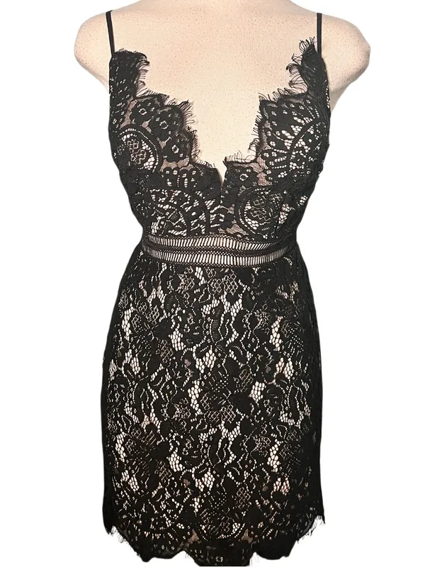 Superdown - Aria Lace Mini cocktail Dress Size XS NWOT - Image 5