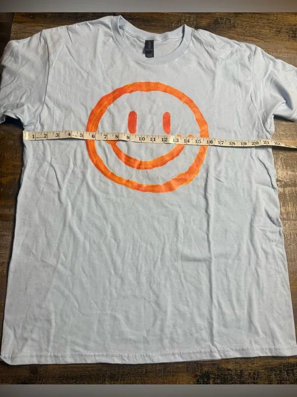 Gildan Light Blue Short-Sleeve Tee with Orange Smiley and Faith Graphic on back - Image 7