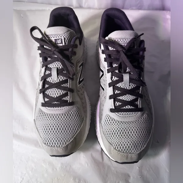 New Balance Gray and Black Athletic Sneakers - Image 3