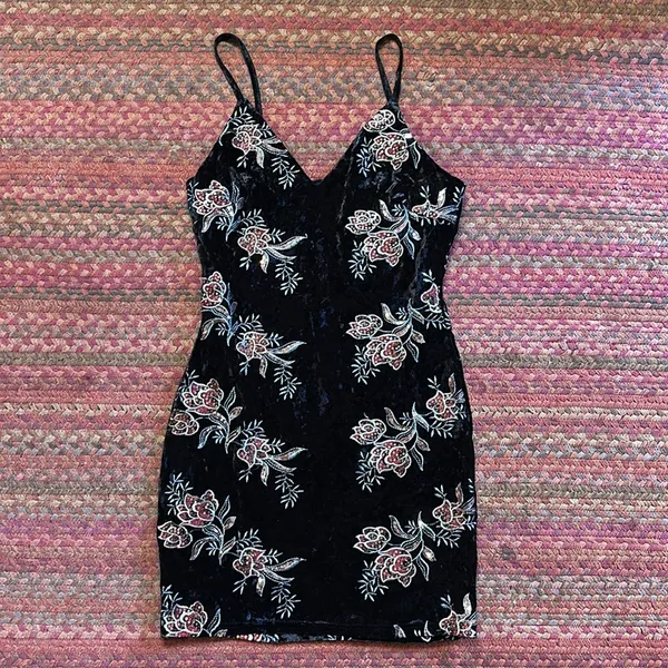 Privy Black Velvet Floral Embroidered Cami Dress - Image 4