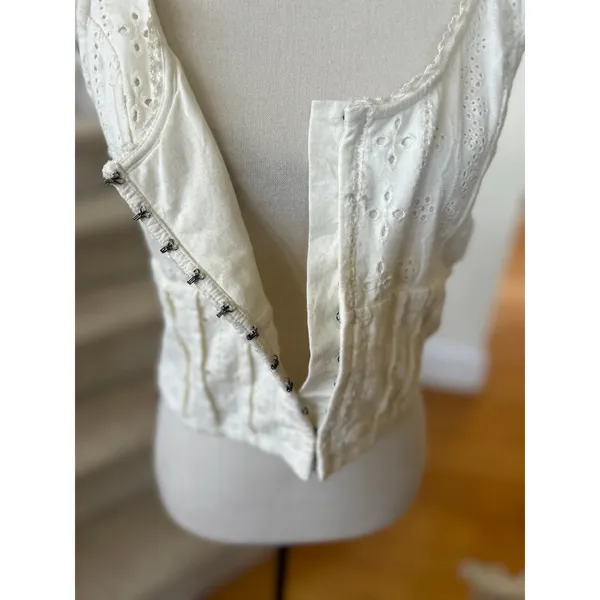 NWT Lucky Brand Cream White Eyelet Hook Closure Sleeveless Corset - Image 5