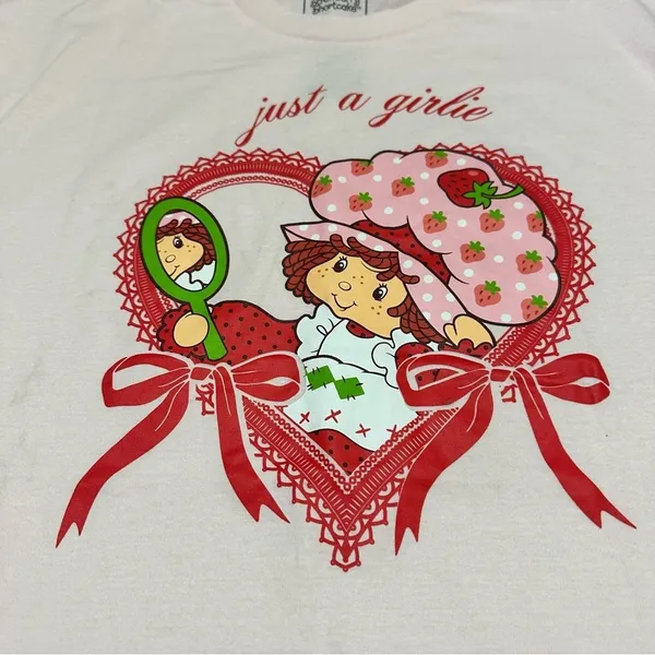 Strawberry Shortcake Pink Graphic T-Shirt with Heart Design size L - Image 5
