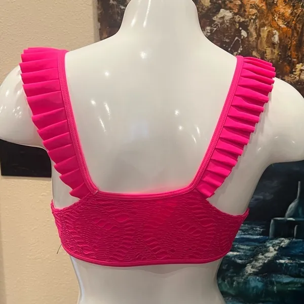 Aerie Hot Pink Crochet Lace High Neck Bikini Top with Ruffle Straps - Size M/M - Image 6