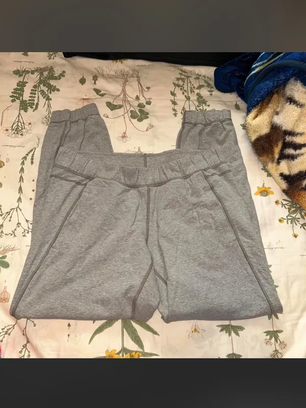 Lululemon Sattva Pant Il
Heathered Medium Grey - Image 3