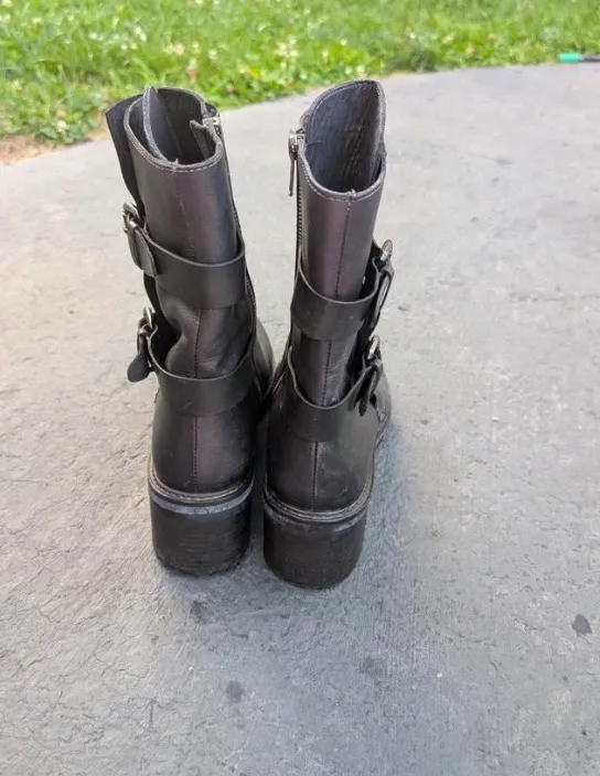 Foundry Pacific & Co Vintage Boots - Image 4