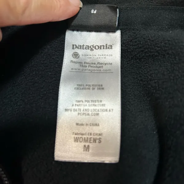 Patagonia Plush Synchilla Marsupial 1/2 Zip Pullover  - Image 4