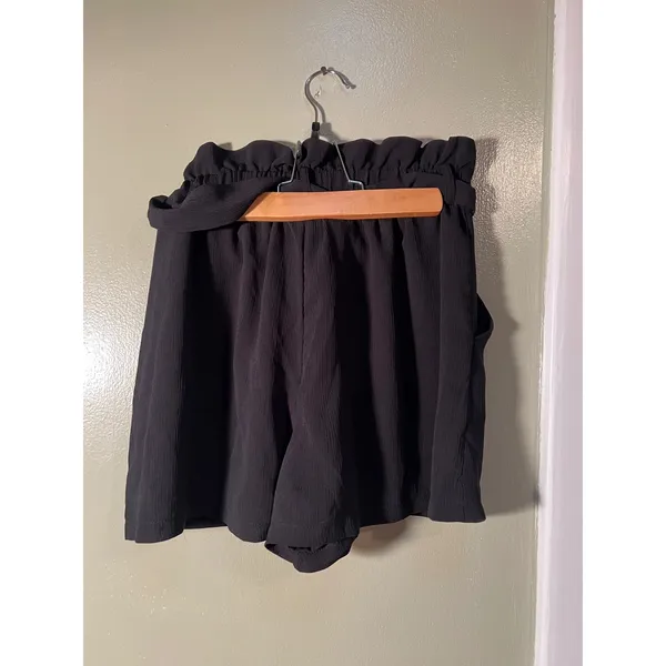 Lush Women's Size XS High Paper Bag Waist Shorts Black Dressy Tie Waist Pockets - Image 5