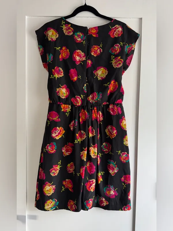 Betsey Johnson Black Floral Rose Print Dress Small 4 6 Pleated Blouson Waist - Image 4
