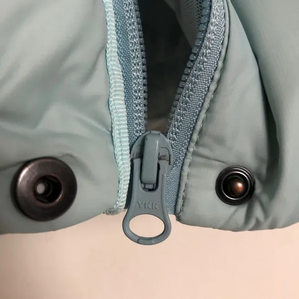 Alo Yoga Gold Rush Puffer Chalk Blue M - Image 9