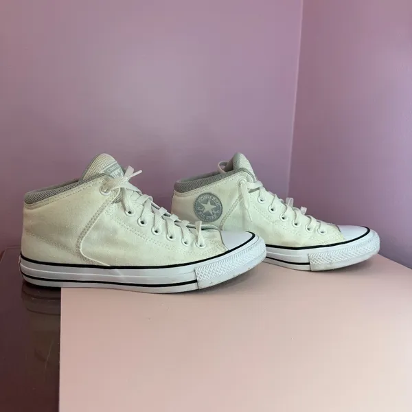 Chuck Taylor All Star Malden Street Lace-Up Sneakers Women's 9 - Image 3