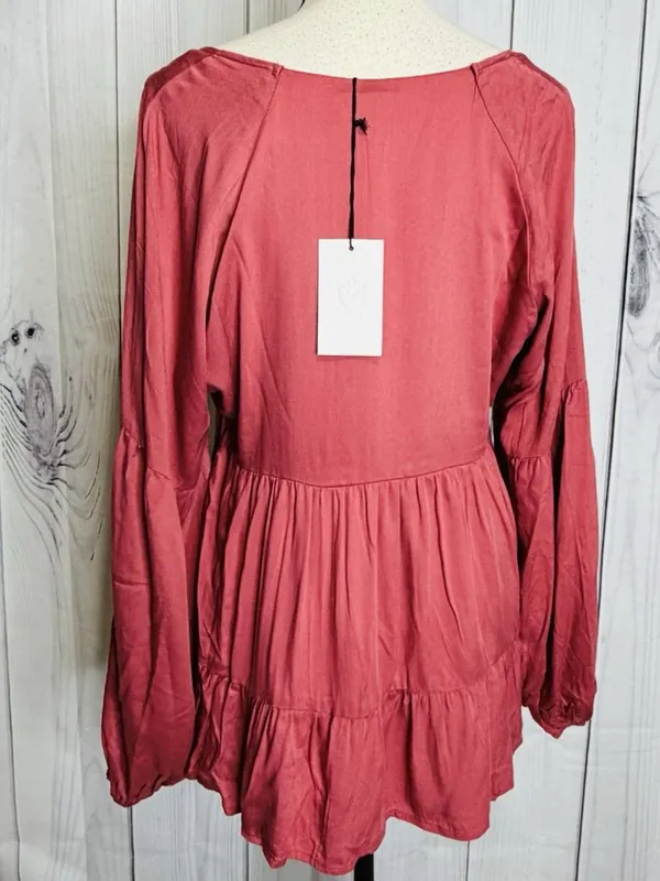 Andree By Unit Peplum Tunic Blouse Top Dark Dusty Pink Sz Large V-Neck NWT - Image 5
