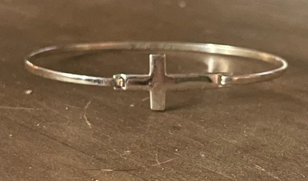 Sterling silver sideways cross bangle bracelet - Image 3