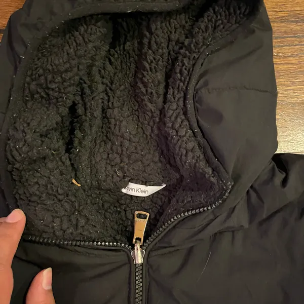Calvin Klein Black Puffer Jacket - Image 5