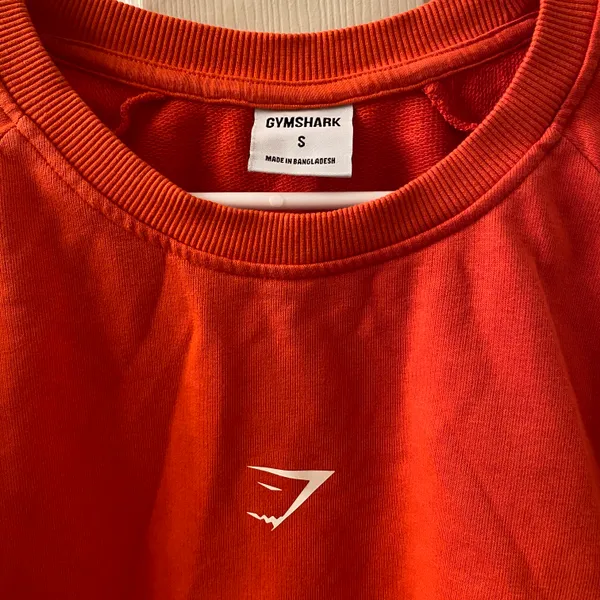 Gymshark Apollo Graphic Long Sleeve Crop Top Size Small Orange - Image 3