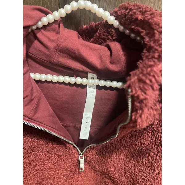 Lululemon Sherpa‎ heavy pullover women's 12 - Image 3