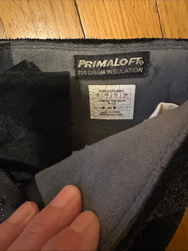 NORTH FACE PRIMALOFT SNOW BOOTS Size 11 - Image 2