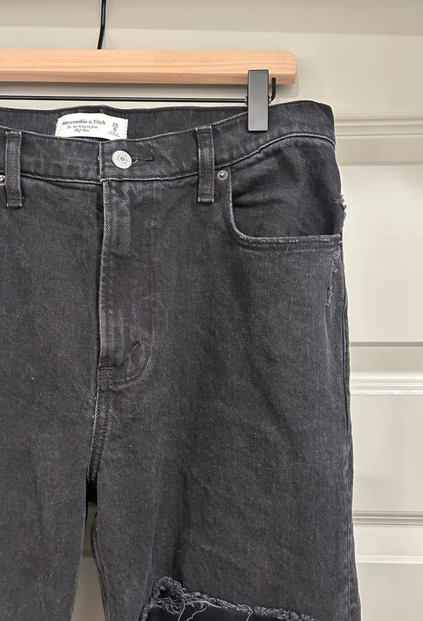 Abercrombie 90’s relaxed high rise jeans - Image 2