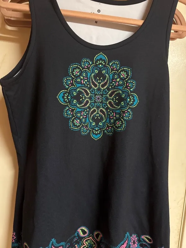Athleta Womens Black Sleeveless Tank Top With Floral Mandala Print Size M - Image 2