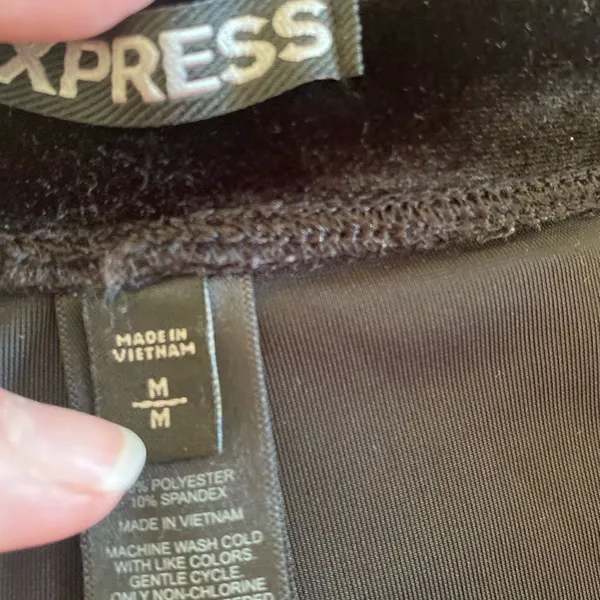 Express Velvet Leggings Full Length Size Medium Black 32" Inseam - Image 11