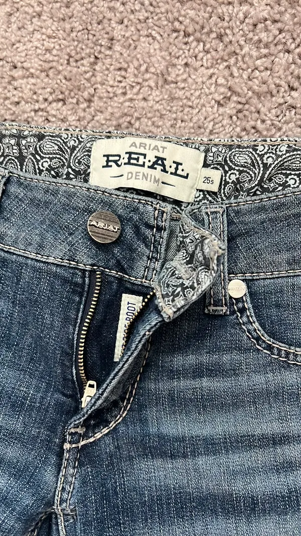 Ariat Mid Rise Bootcut Jeans - Image 4