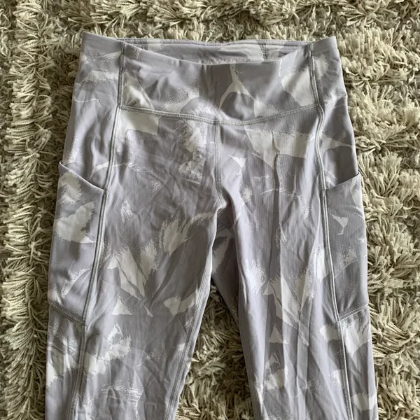White/Grey Mid Rise-High Waisted Leggings w/ Pockets - Image 6