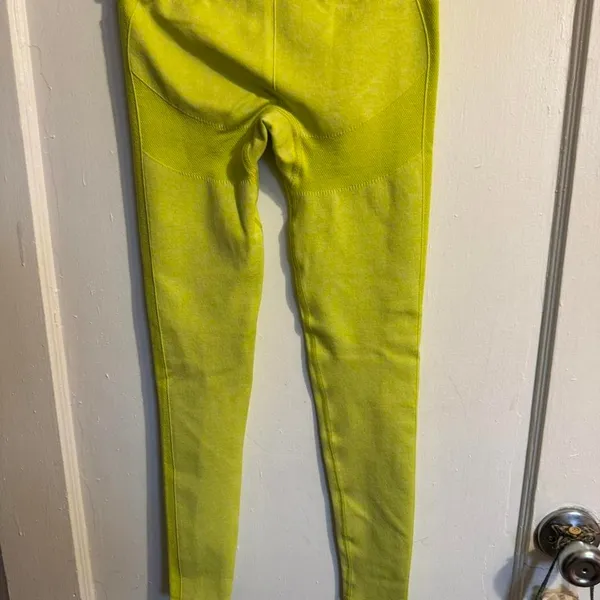 Gymshark Vital Seamless 2.0 Leggings Women's XS Neon Yellow Workout Gym - Image 3