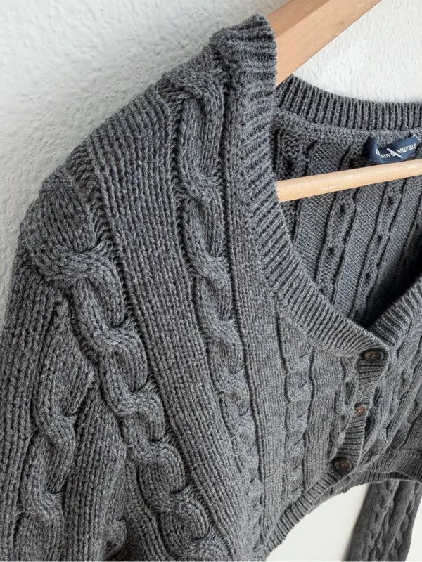 Brandy Melville Gray Cable Knit Cropped Cardigan Shrug - Image 4
