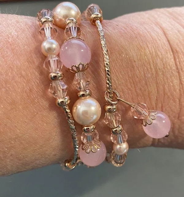 Elegant Rose Gold Apple Watch Band 42mm With Pearl & Pink Bead Accents - Image 2