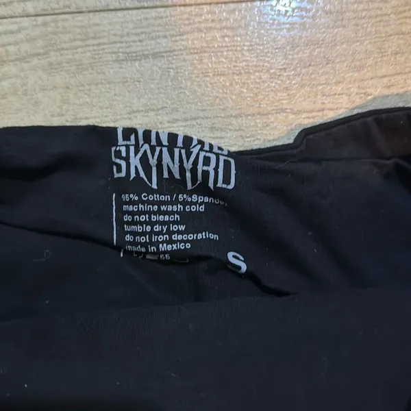Windsor Lynyrd Skynrrd Graphic Cotton Tube Top size small - Image 2