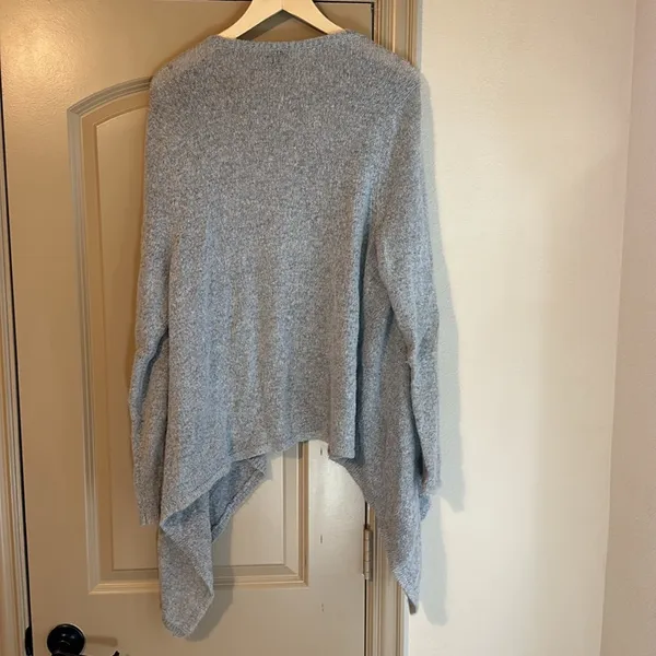 Torrid Grey Cardigan Sweater Size 1 - Image 6