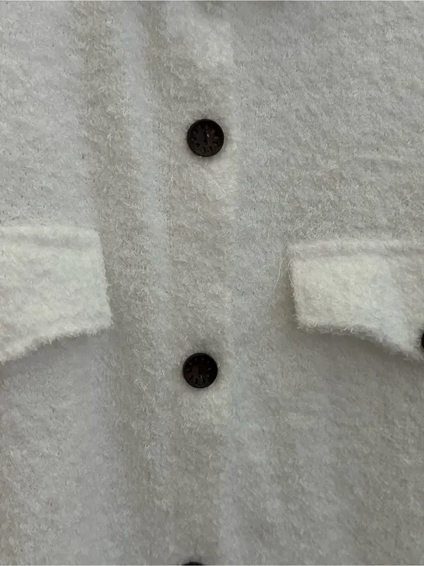 SheIn Cozy White Button-Up Shacket - Image 6