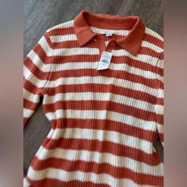 AMERICAN EAGLE Striped Orange and Cream Sweater - Image 8