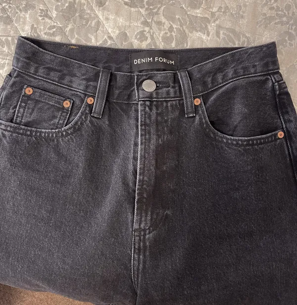 Aritzia Denim Forum  Jeans - Image 3