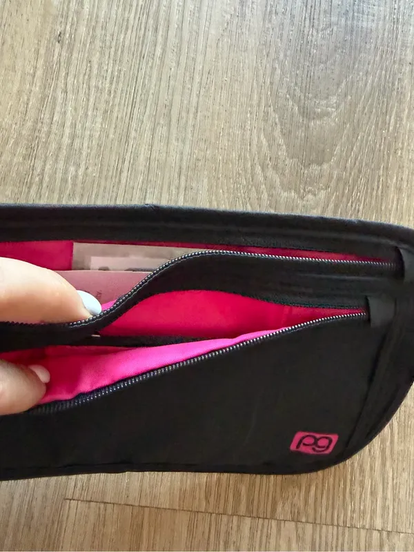 Black Travel Waist Pack — Compact Hands-Free Belt Bag‎ - Image 4